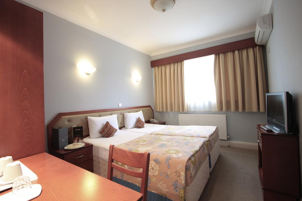 St Georgio Hostel Ilford Kültér fotó