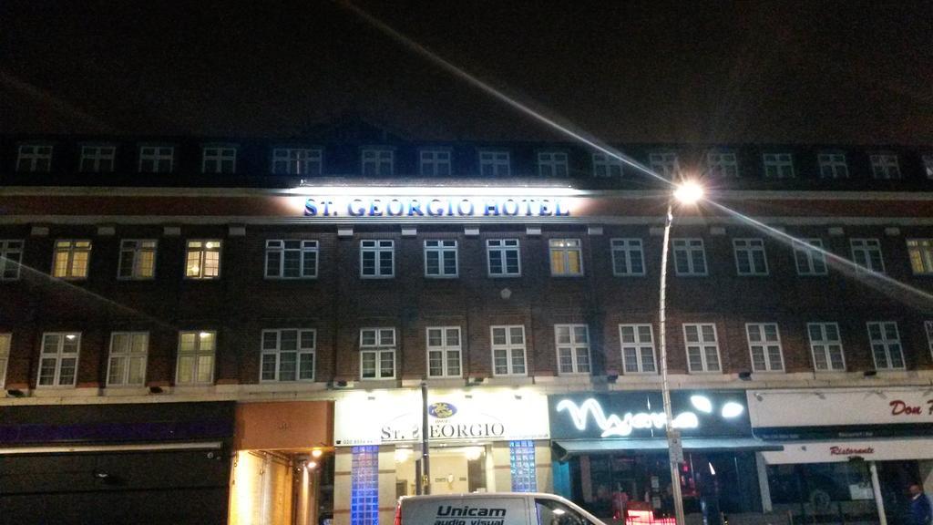 St Georgio Hostel Ilford Kültér fotó