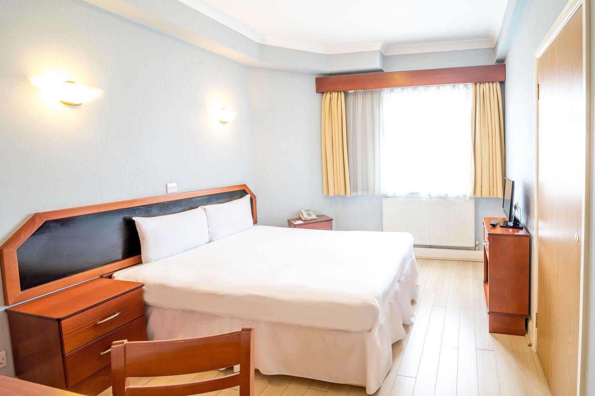 St Georgio Hostel Ilford Kültér fotó